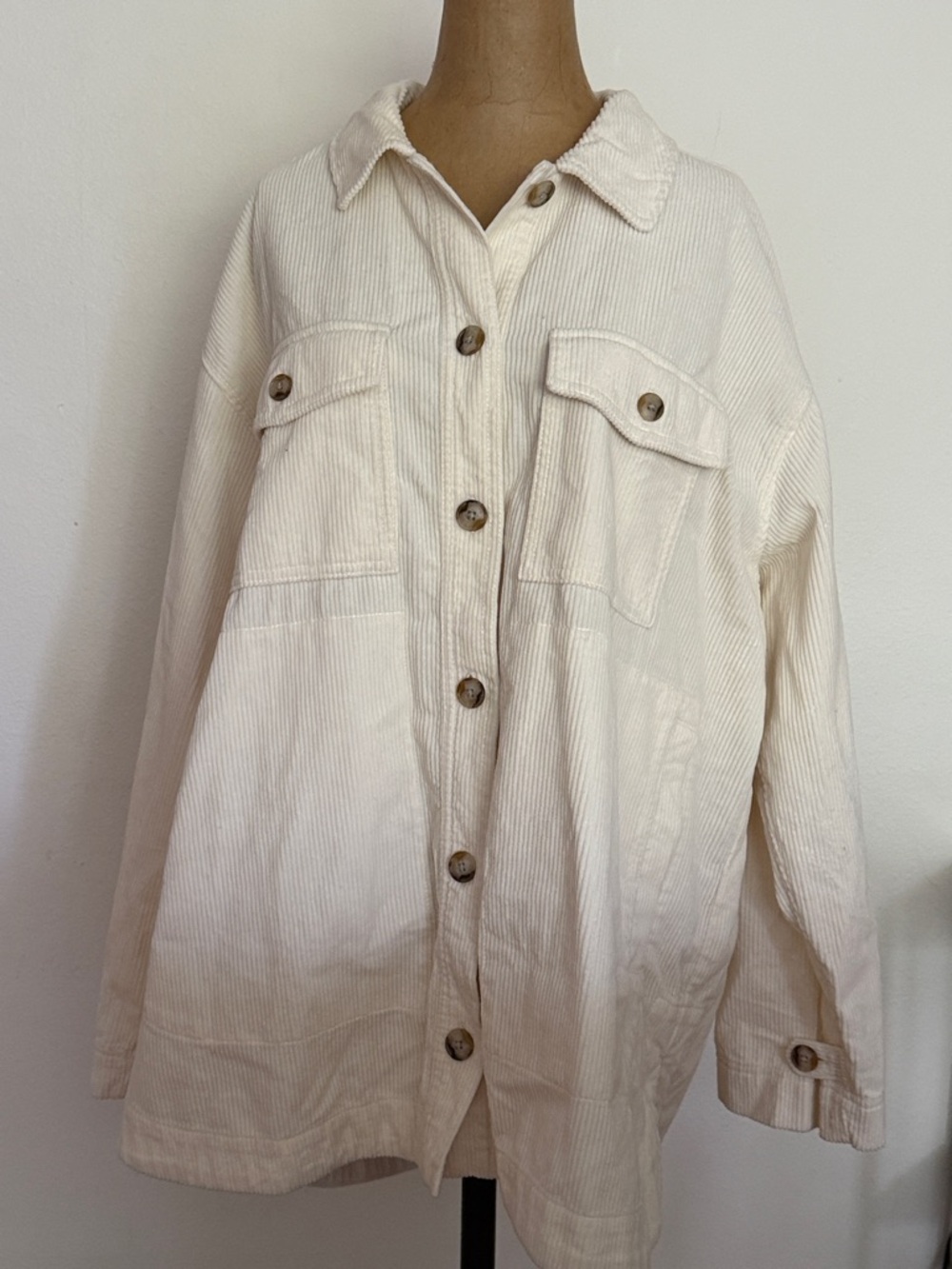 Madewell sz XL Women's Cream Corduroy Button-Up Jacket Shacket great condition